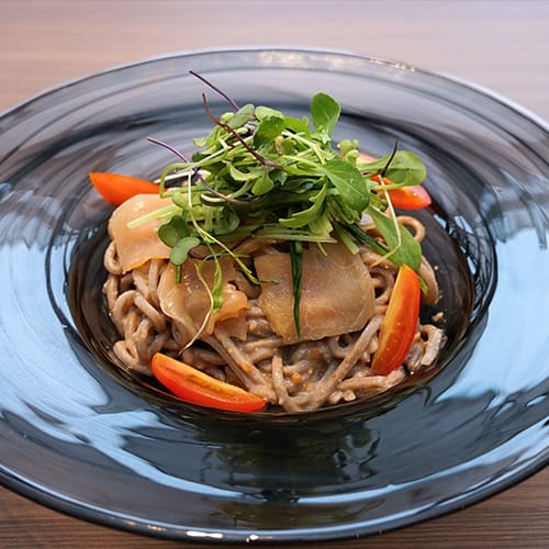 鶏ハムのクルミそば